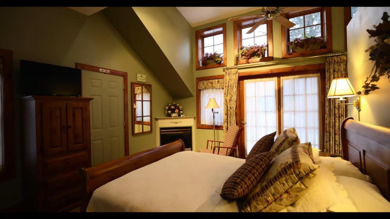Weatherpine Inn Niagara-on-the-Lake Екстериор снимка