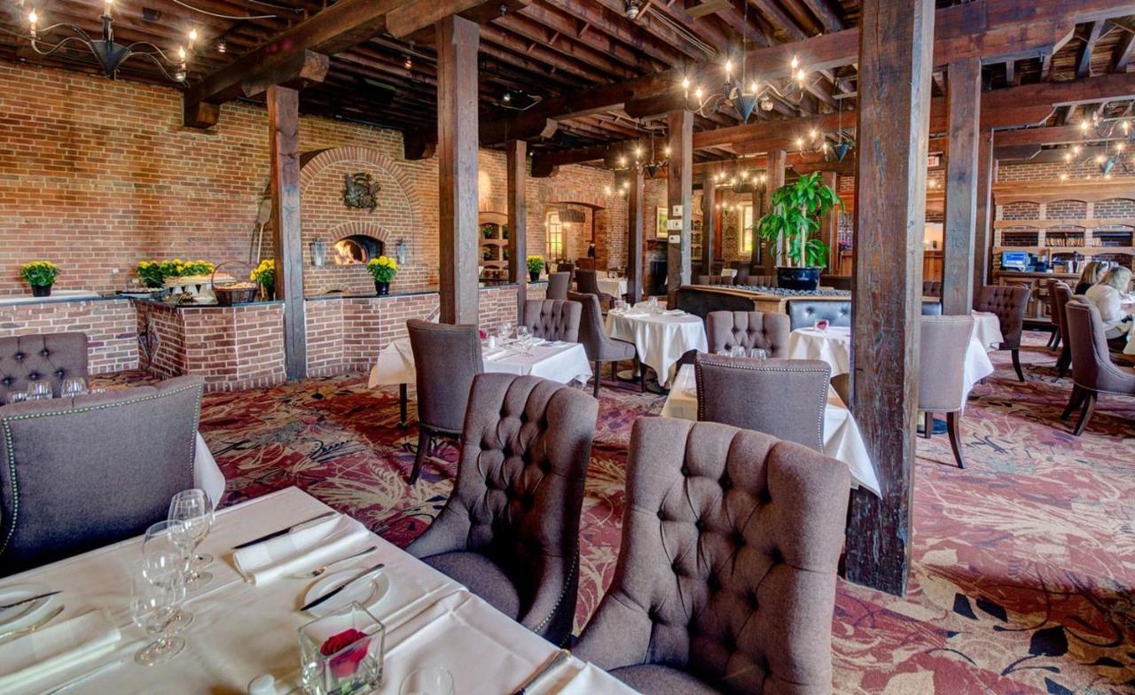 Weatherpine Inn Niagara-on-the-Lake Екстериор снимка