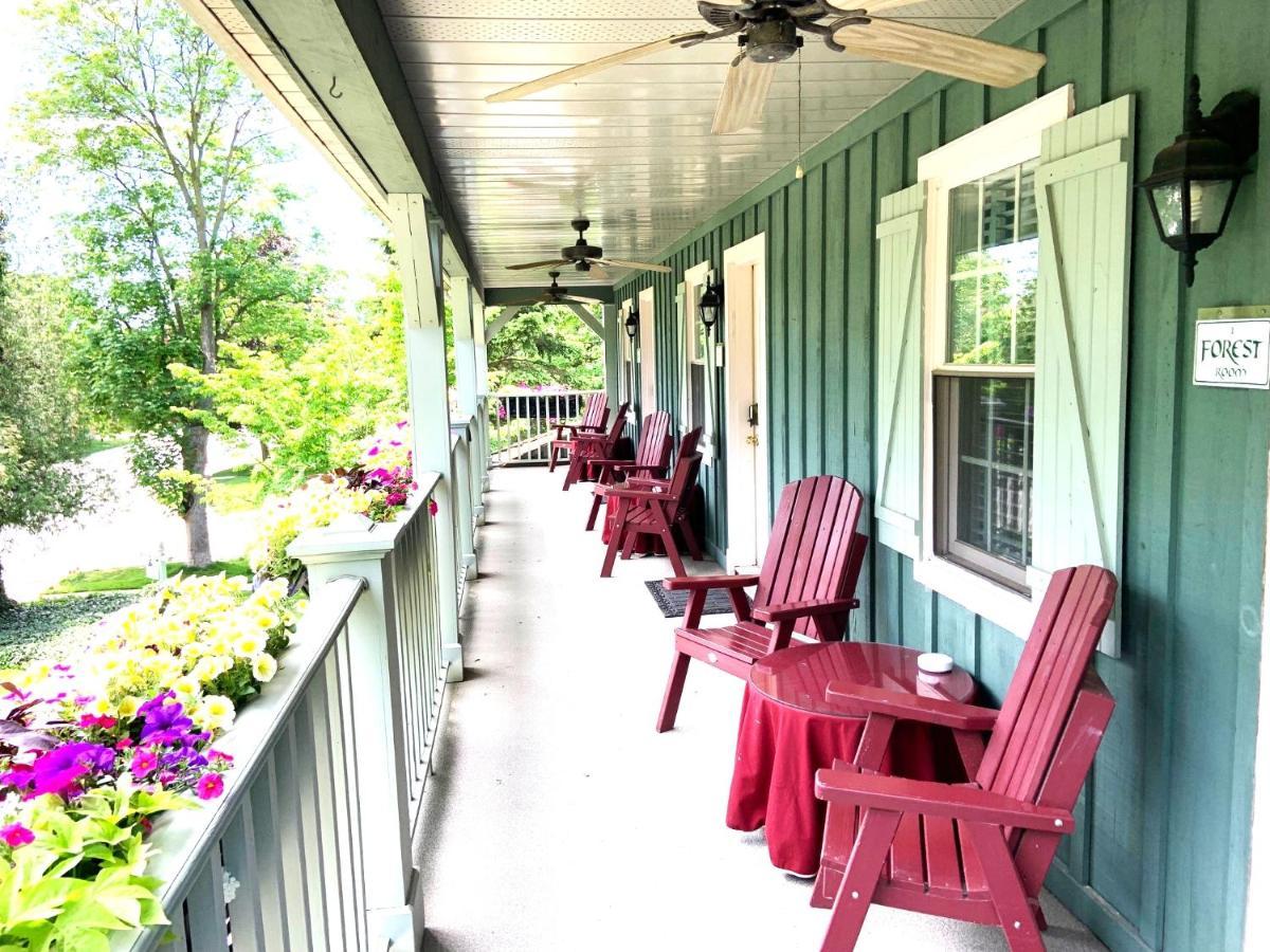 Weatherpine Inn Niagara-on-the-Lake Екстериор снимка