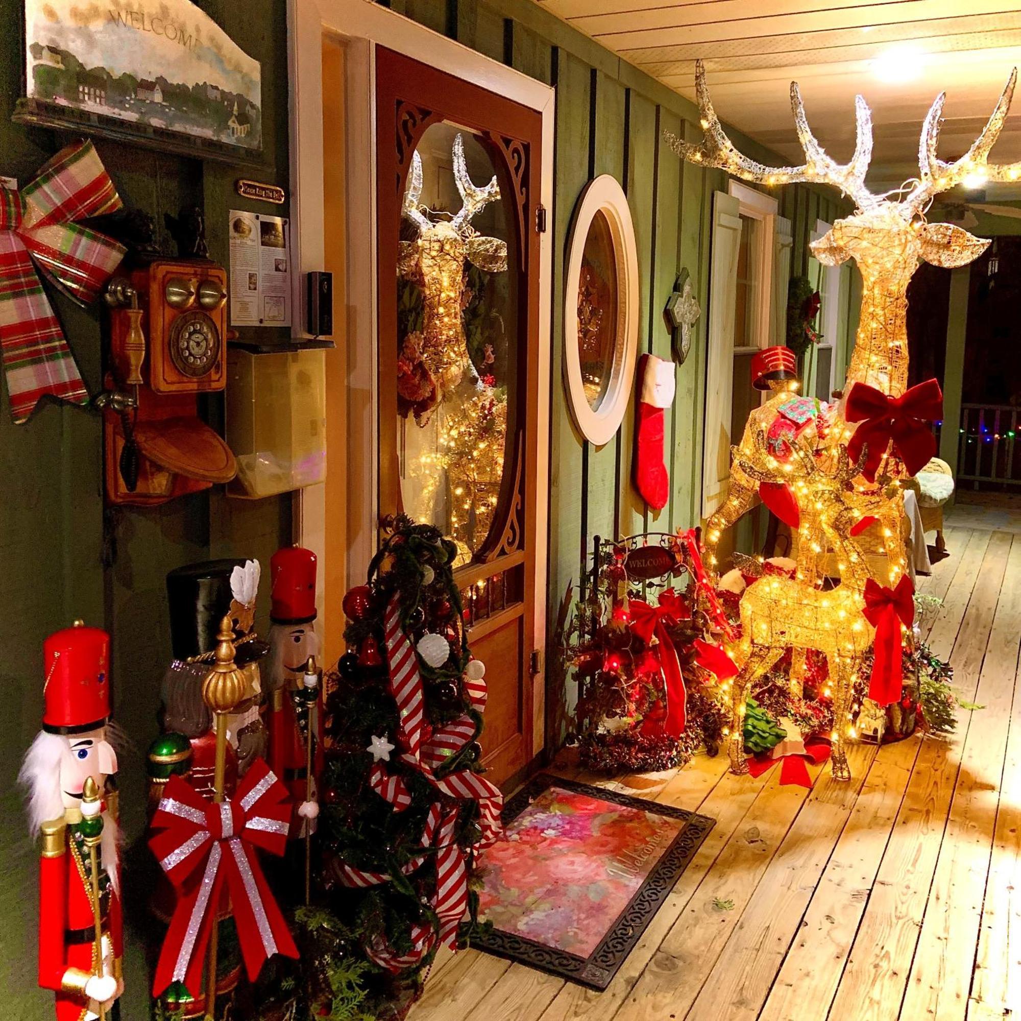 Weatherpine Inn Niagara-on-the-Lake Екстериор снимка