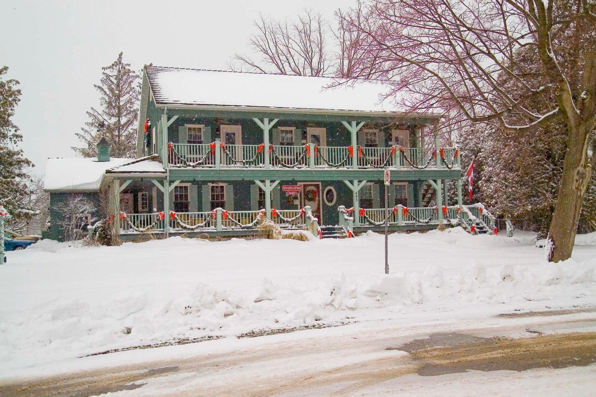 Weatherpine Inn Niagara-on-the-Lake Екстериор снимка