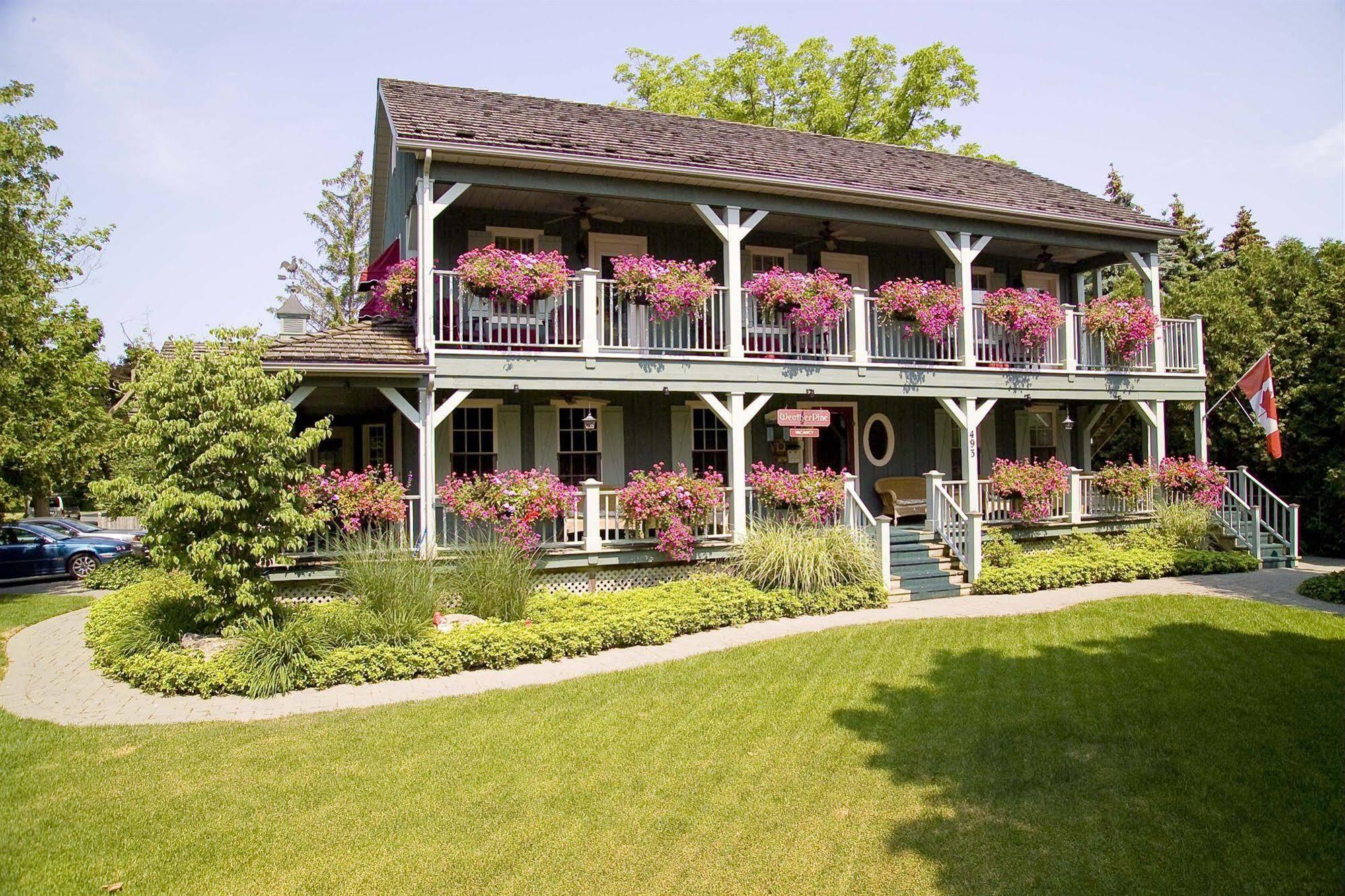Weatherpine Inn Niagara-on-the-Lake Екстериор снимка